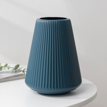 Ваза для цветов 13х17,5 см, цвет МИКС  6907075