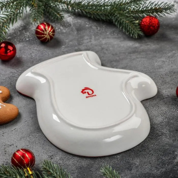 Блюдо сервировочное "На встречу Новому Году" 20х18х3 см 4826279