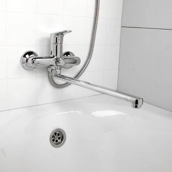 Смеситель для ванны IDDIS Zodiac, длинный излив, однорычажный