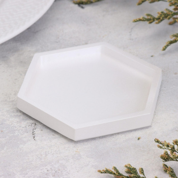 Подсвечник "Шестигранник. Мрамор" из гипса,9,7х11,3х1см,белый перламутр 10059858