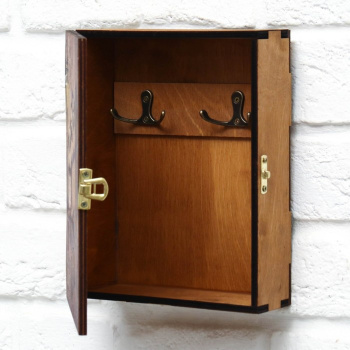 Ключница "Бережем дом и счастье в нем" 26 х 20 см  1336592