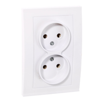 Розетка Бриллиант СП 2-мест. белая бз 16А IP20 UNIVersal 7947519