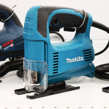 Лобзик электр.450Вт MAKITA 4326 (65мм, 500-3100х/мин,маятник.ход,короб.) *1/5 Лобзик электр.450Вт MAKITA 4326 (65мм, 500-3100х/мин,маятник.ход,короб.) *1/5